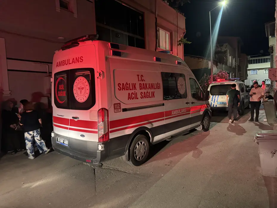 4 Katlı Balkon Çarpması