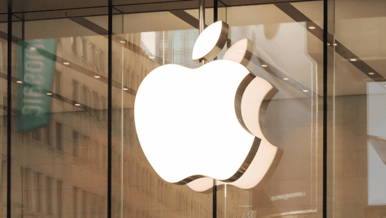 Apple, OpenAI
