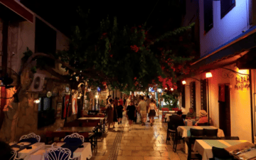 Kaleiçi'nde 100