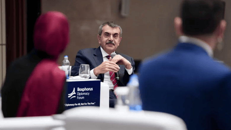 Bakan Tekin