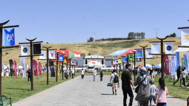 Ahlat Kabine Toplantısı