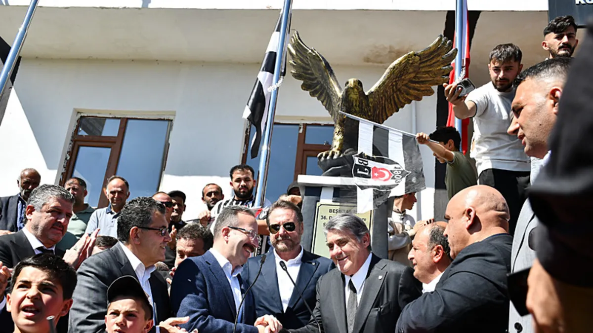 kartal heykeli